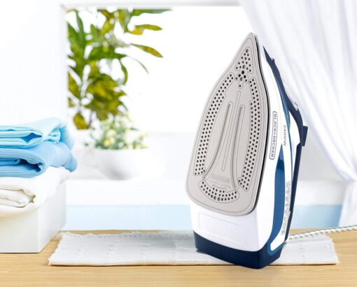⁦Black & Decker Steam Iron X2150 , 2400W⁩ - الصورة ⁦4⁩