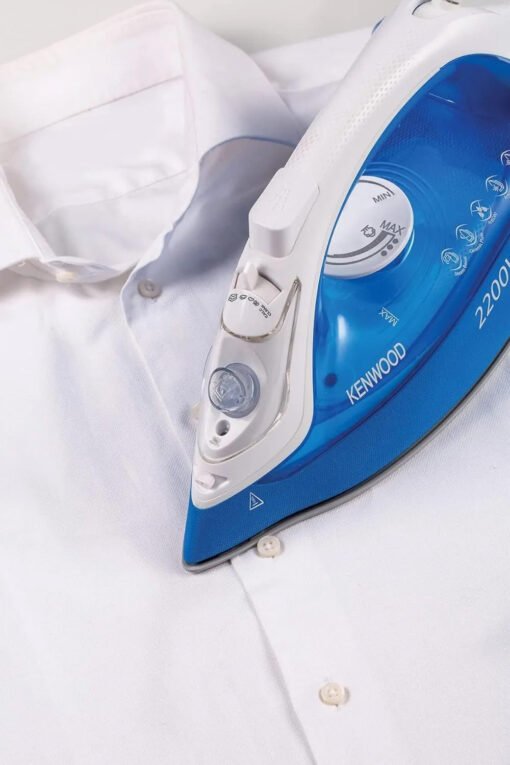 Kenwood Steam Iron STP60 , 2200W - Image 4