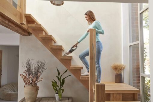 Black & Decker Stick Vacuum Cleaner SVB520JW , 18 Volt , 2in1 - Image 8
