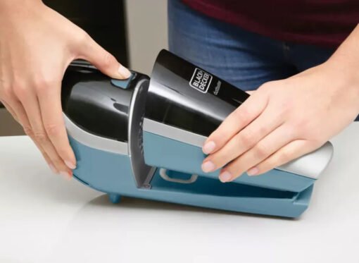 Black & Decker Stick Vacuum Cleaner SVA420B , 14.4 Volt , 2in1 - Image 12