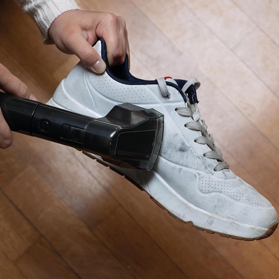 Kenwood Spot Clean Vacuum Cleaner SCP100 , 750W , for Carpet and Upholstery , 2 Tanks , 3in1 , Wet & Dry Cleaning - الصورة 7